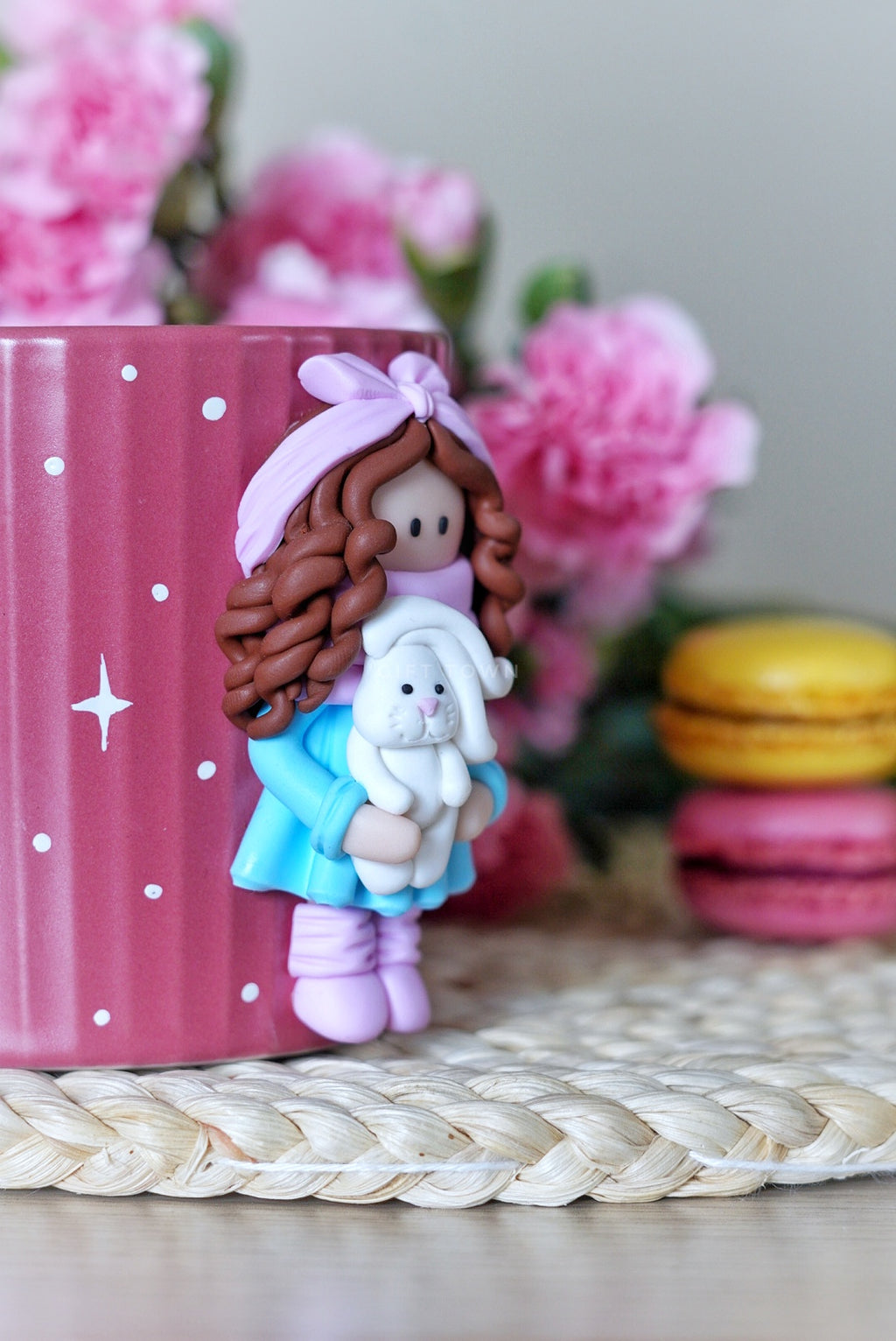 Mug Doll