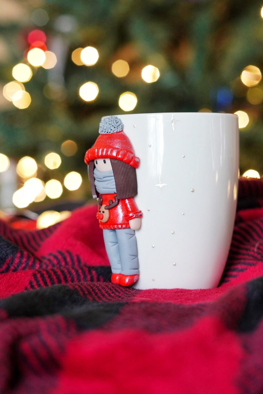 Mug with doll