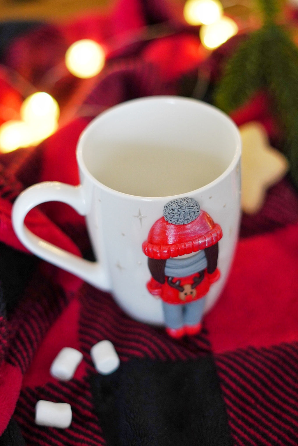Mug with doll